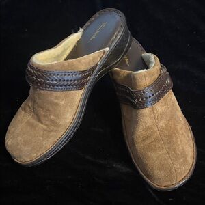 Thom Mcan Brown Leather Clogs Mules Women's Size 7.5 Wedge Heel Round Toe